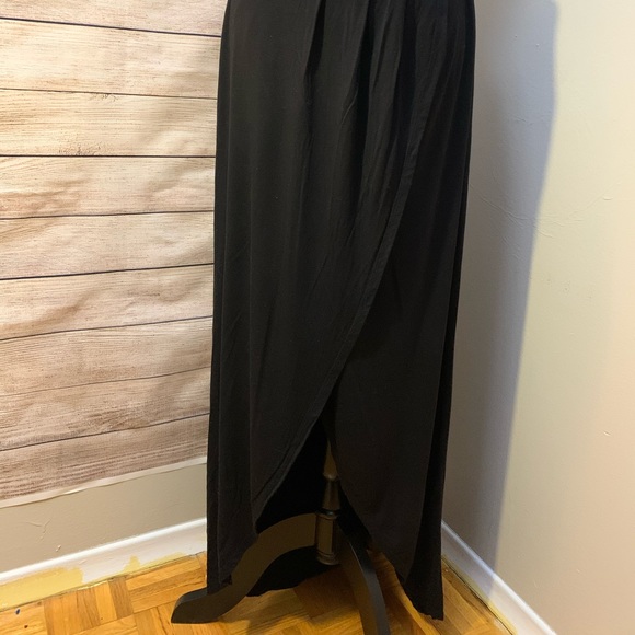 j Jess | Black Tulip Maxi Skirt - Picture 2 of 6